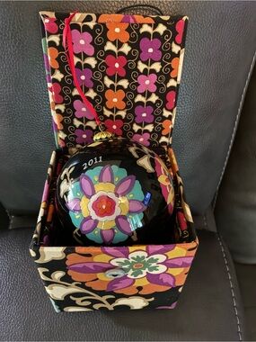 2011 Vera Bradley “Suzani” Hand-Painted Glass Ornament w/Matching Keepsake Box